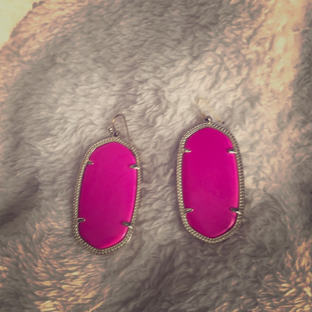 LARGE HOT PINK KENDRA EARRINGS